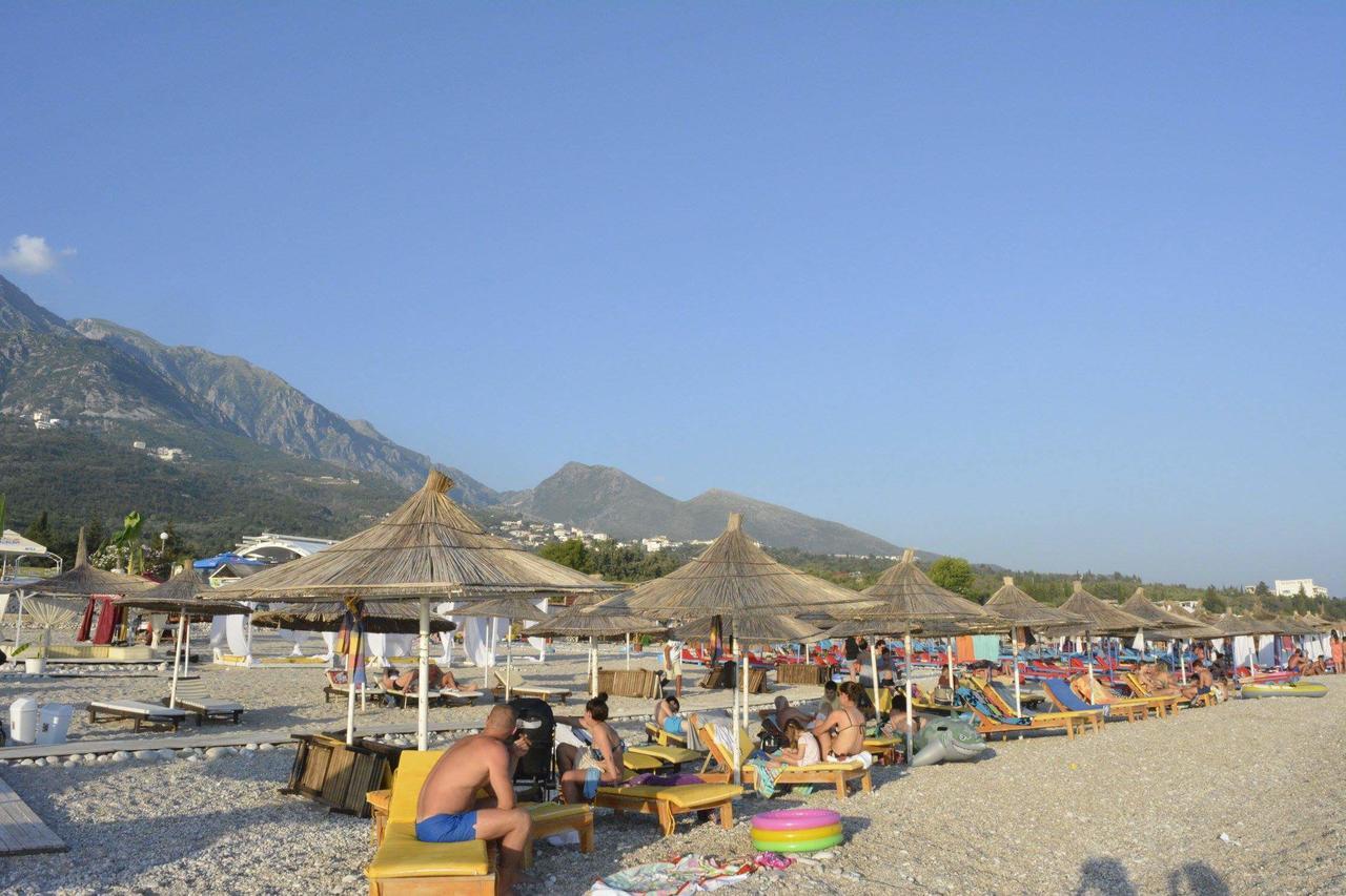 Hotel Sarajet E Pashait 1 Dhërmi Esterno foto