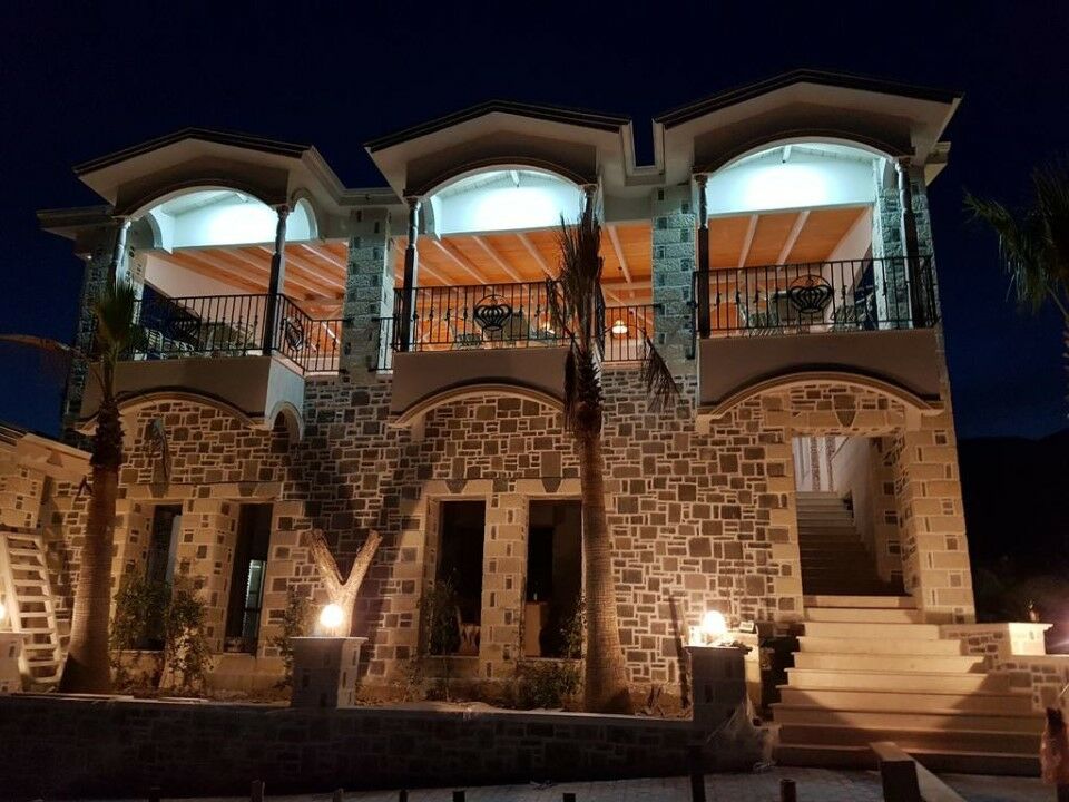 Hotel Sarajet E Pashait 1 Dhërmi Esterno foto
